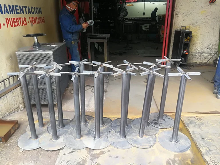 Bases de mesa fabricadas en serie para restaurante